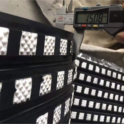15mm Kauçuk Keramik Pulley Gecikme Beyaz Siyah Renk Yüksek aşınmaya dayanıklı