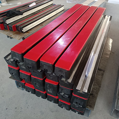 UHMWPE Lastik Pedi Konveyör Darbe Çubukları Konveyör Desteği Kayar Darbe Çubuğu